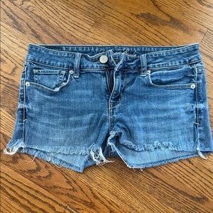 American Eagle Outfitters Frayed Hem Denim Shorts - Blue